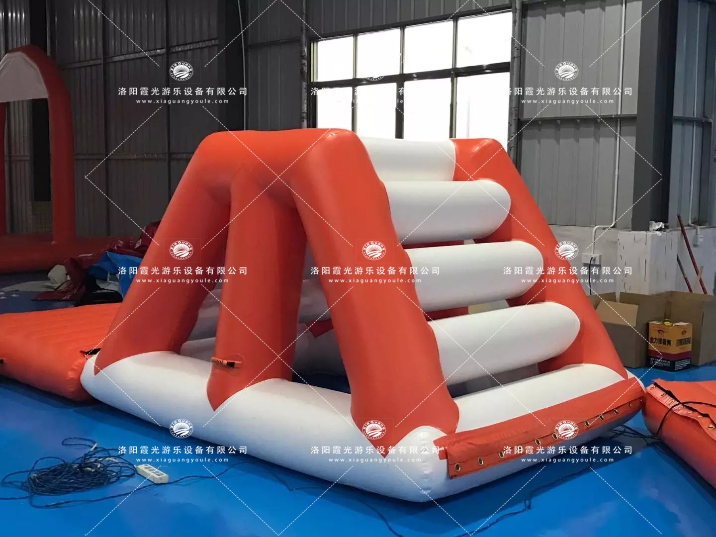 长洲水上闯关设施